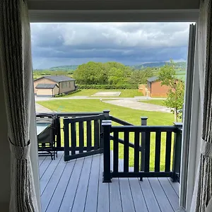 Meadow View With Stunning Views Holiday home